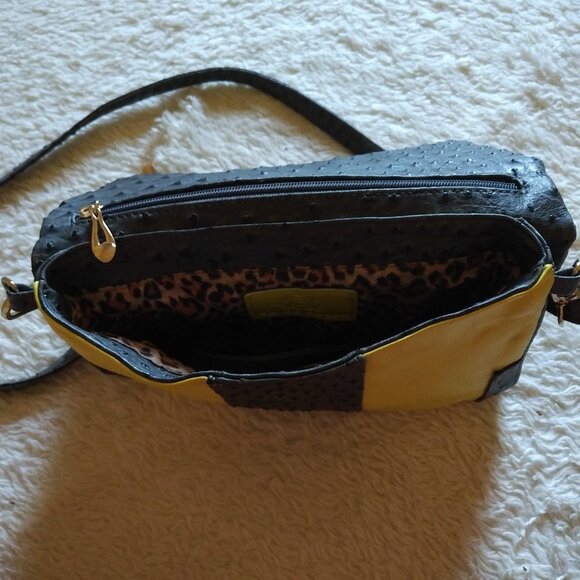 Cri de Coeur crossbody - Picture 3 of 6